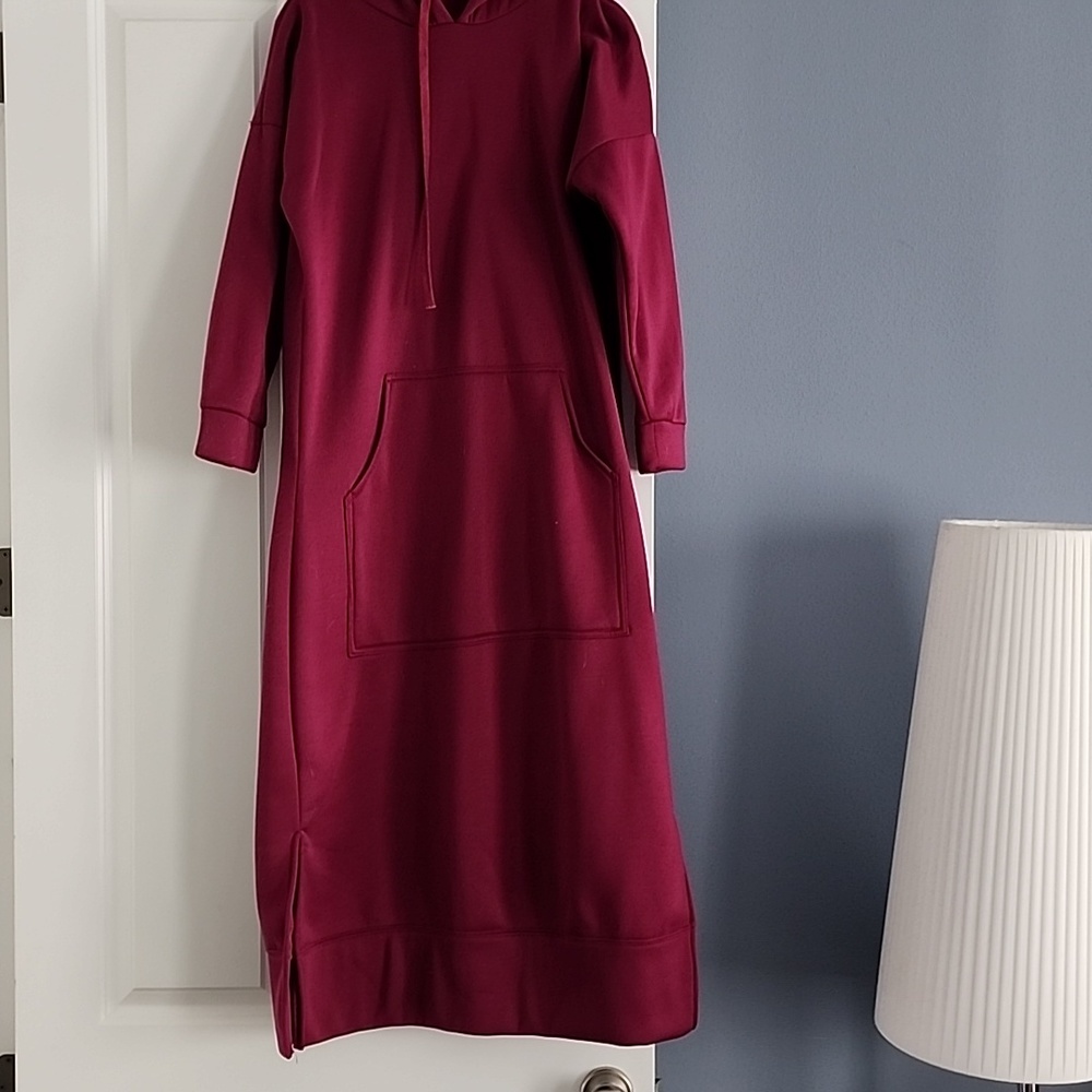 Long sweatshirt dress